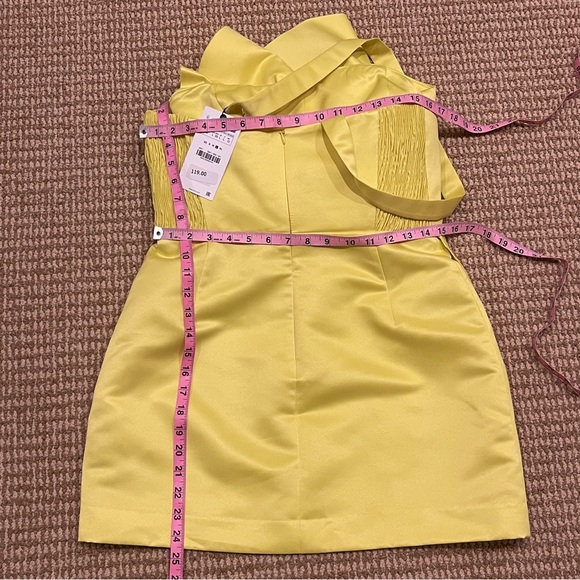 Zara Limited Edition Neon Yellow Voluminous Ruffles Mini Dress Large NWT - Picture 13 of 13